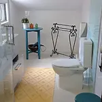 A Casa Da Ti Laura - Al Gasthuis Aveiro