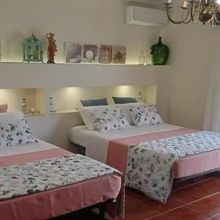 A Casa Da Ti Laura - Al Gæstehus Aveiro