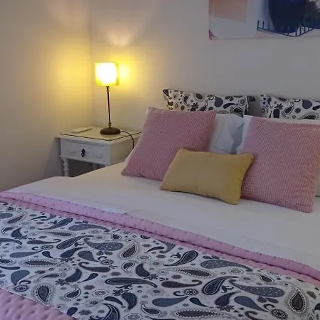 Casa de hóspedes A Casa Da Ti Laura - Al 3*