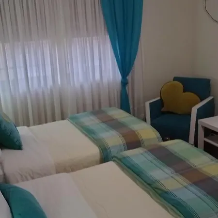 A Casa Da Ti Laura - Al Gæstehus Aveiro